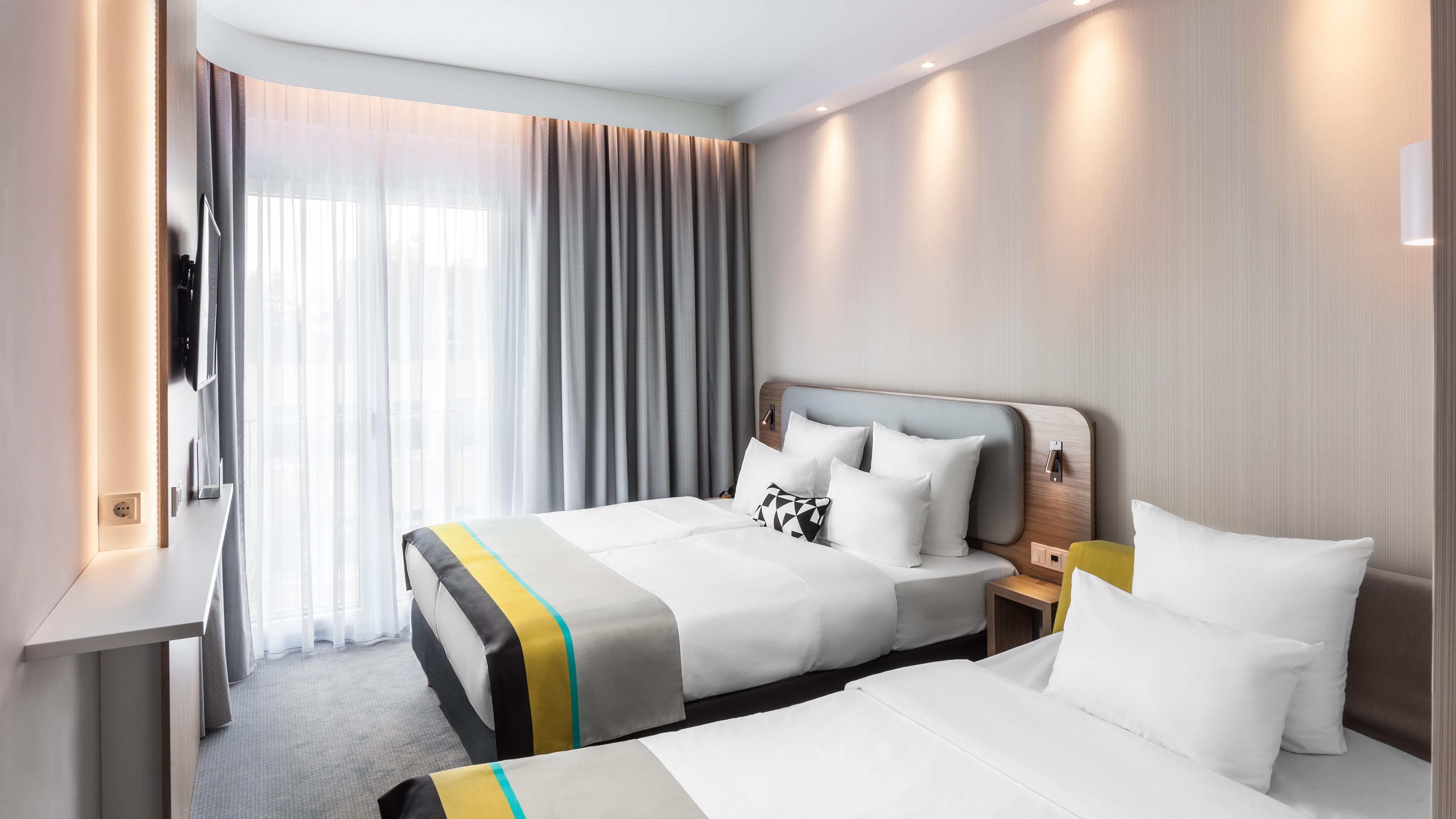 Express - Hauptbahnhof, An Ihg Hotel